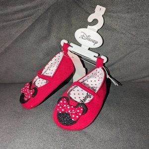 Brand New with Tag.  Disney Minnie Mouse Shoes Size 1